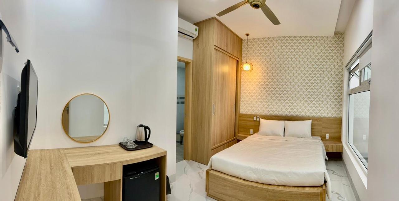 Le's & Coffee Đà Nẵng