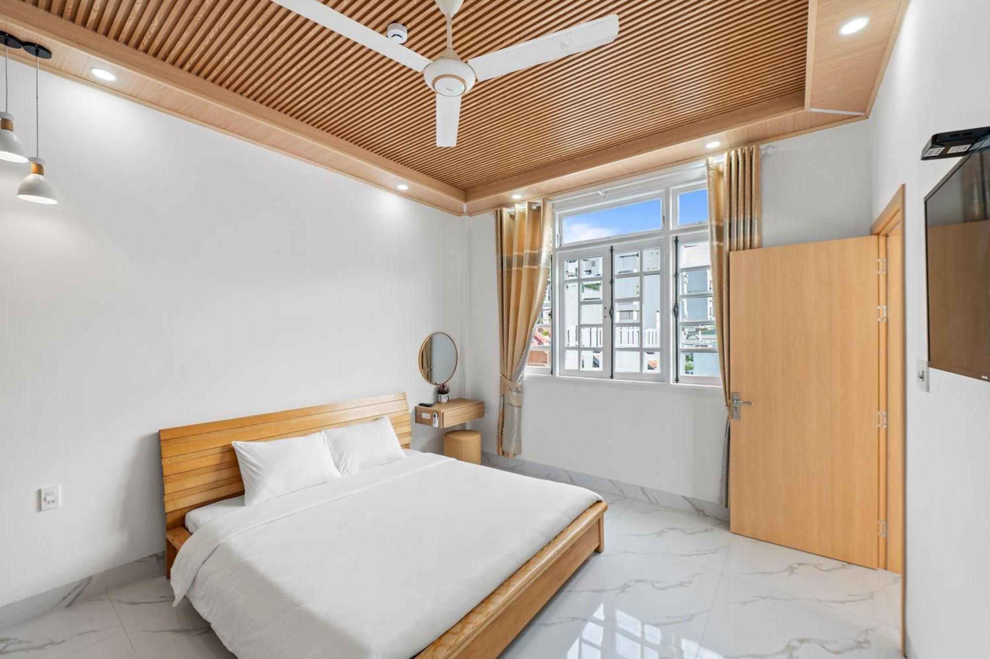 Aparthotel Le's & Coffee Da Nang